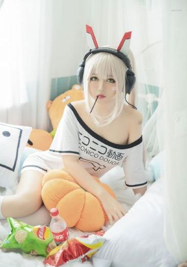 艳母免费在线