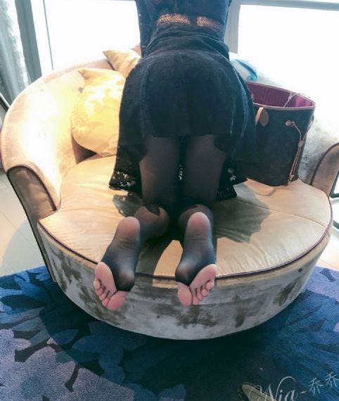 美丽的姑娘电影免费观看