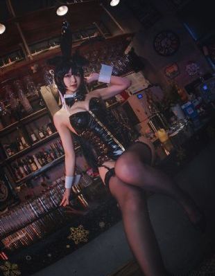 铁匠家的小卿卿