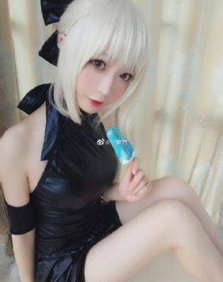 妻子奈特里百鬼屋侦探事务所