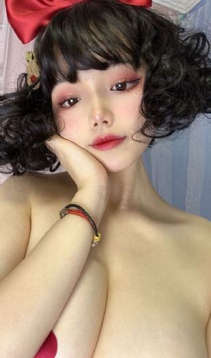 寂寞的温泉女主人