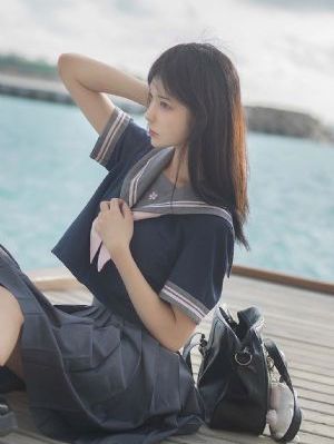 跨越8年的新娘